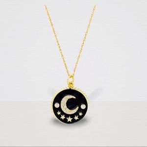 Crescent moon pendant (black)